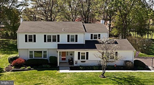 1608 S Crescent Blvd, YARDLEY, PA, 19067-3112 | Card Image