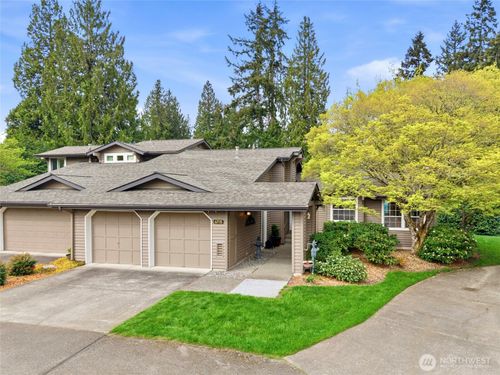 6713 113th Pl Se, Bellevue, WA, 98006-6431 | Card Image