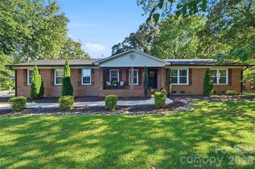 718 Hoke St, Lincolnton, NC, 28092-3032 | Card Image