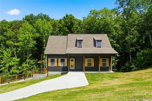 357 Orchard Way Se, Calhoun, GA, 30701-4585 | Card Image