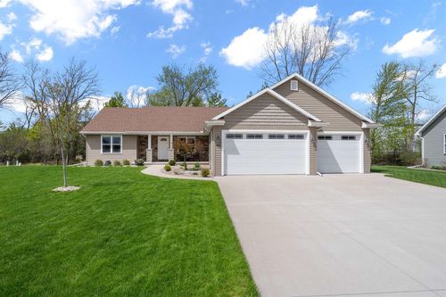 2078 W Sugar Court, GRAND CHUTE, WI, 54913 | Card Image