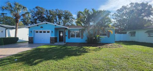 8211 7th St N, ST PETERSBURG, FL, 33702 | Card Image