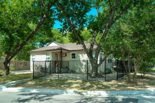 1700 Eubank St, Georgetown, TX, 78626-7916 | Card Image