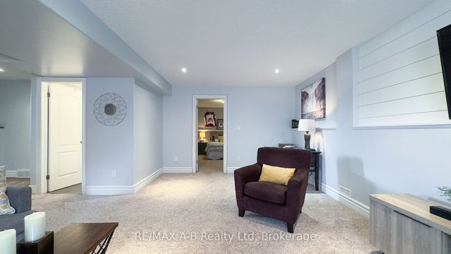 83 Sylvia St, House other with 4 bedrooms, 3 bathrooms and 4 parking in Mitchell ON | Image 37