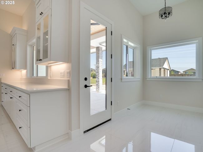 2110 Sw Homer Ross Loop, House other with 4 bedrooms, 4 bathrooms and 3 parking in McMinnville OR | Image 14