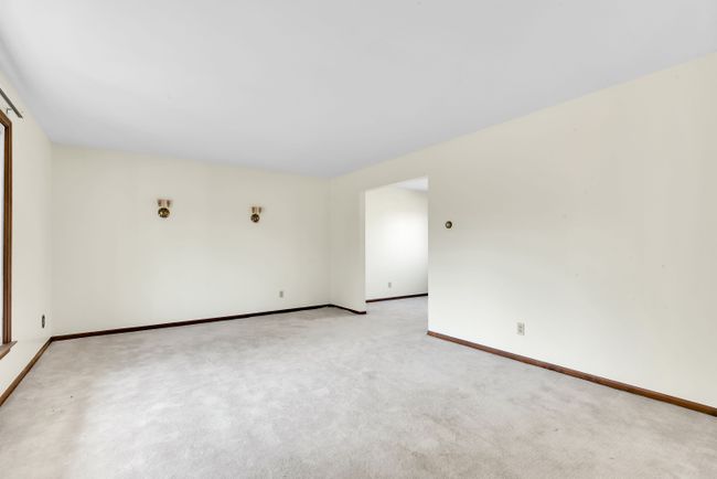 54011 Mound Rd, House other with 4 bedrooms, 3 bathrooms and null parking in Shelby Twp MI | Image 7