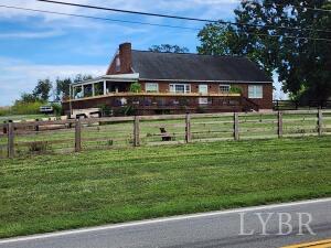 13830 Moneta Rd, Moneta, VA 24121