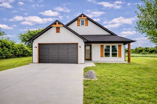 1621 County Road 4764, Boyd, TX, 76023-5202 | Card Image