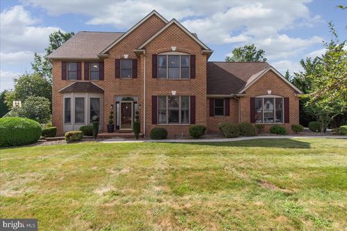 3158 Saint Andrews Dr, CHAMBERSBURG, PA, 17202-7055 | Card Image