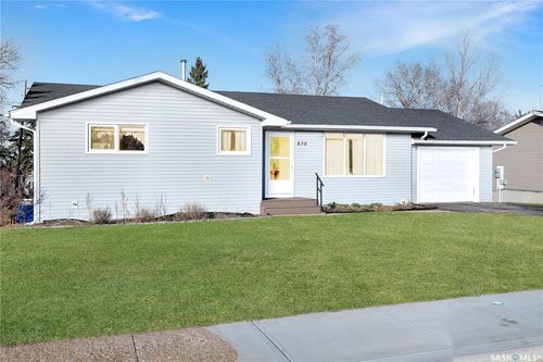 638 Alberta Avenue, Kerrobert, SK, S0L1R0 | Card Image