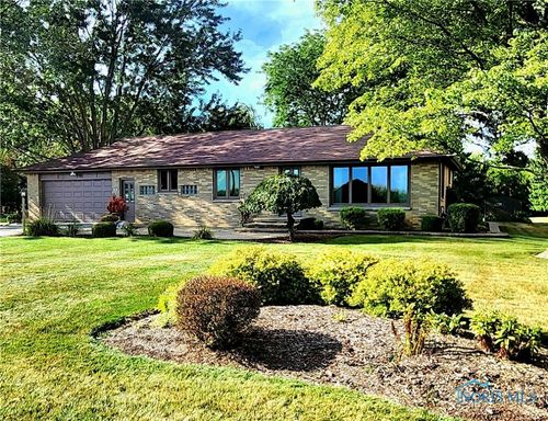 320 Orth Rd, Wauseon, OH, 43567-9499 | Card Image