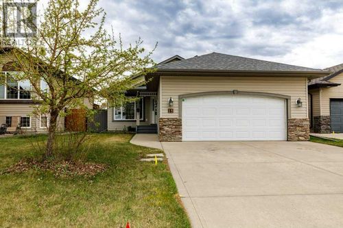 15 Kirton Close, Red Deer, AB, T4P4E9 | Card Image
