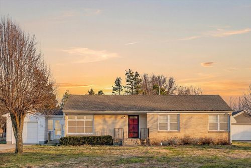 706 W Washington Street, Marshfield, MO, 65706 | Card Image