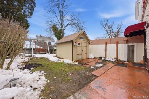 10034 198th St, Hollis, NY, 11423-3323 | Card Image