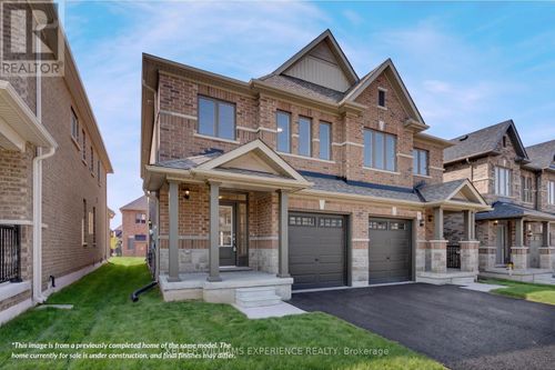 40 Sagewood Avenue, Barrie (Painswick South), ON, L9J0K5 | Card Image