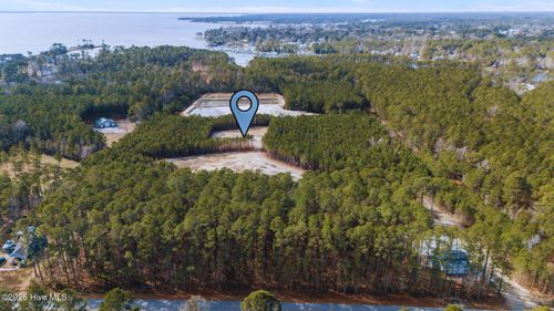 1750 White Farm Rd, Oriental, NC, 28571 | Card Image