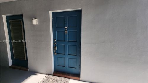 apt-114-981 Hillcrest Ct, Hollywood, FL, 33021-7862 | Card Image