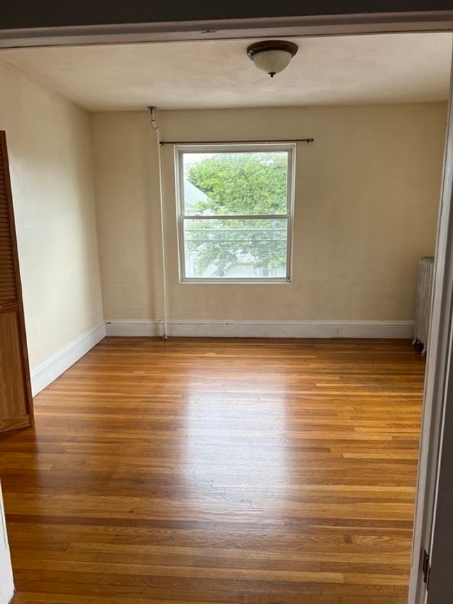 APT-2 - 108 Highland Ave, Condo with 2 bedrooms, 1 bathrooms and 1 parking in Malden MA | Image 11