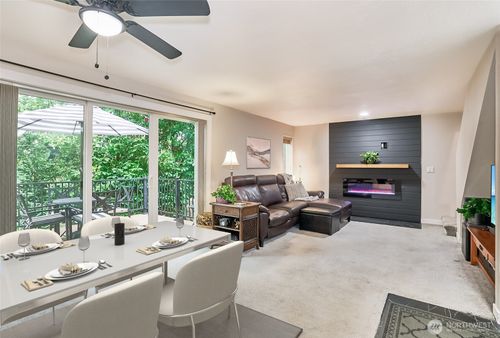 2-10822 Se 260th St, Kent, WA, 98030-7720 | Card Image