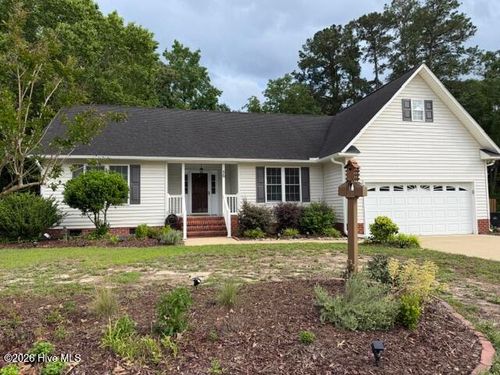 56 Pirate Cove Rd, Washington, NC, 27889-8085 | Card Image