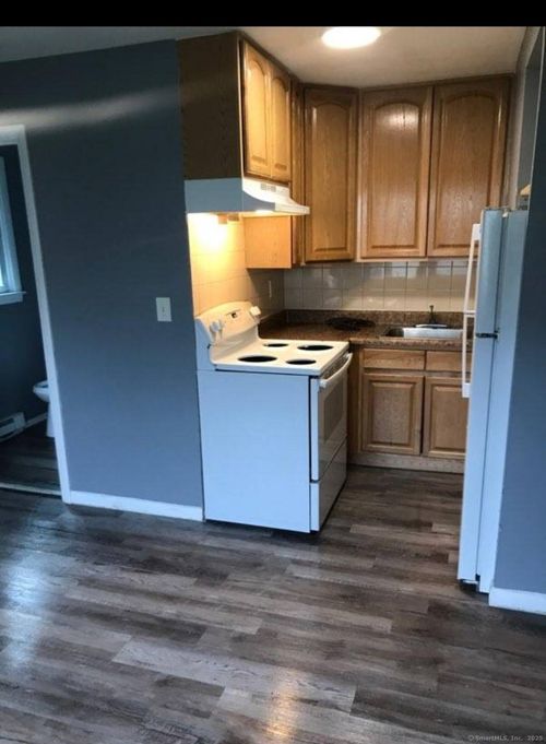 apt-3-179 Lewis St, Bridgeport, CT, 06605-1227 | Card Image