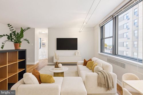 apt-604-2601 Pennsylvania Ave, PHILADELPHIA, PA, 19130-2330 | Card Image