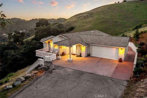 9500 Corona Rd, Atascadero, CA, 93422 | Card Image