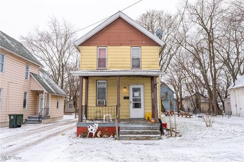 1316 4th St Ne, Canton, OH, 44704-1602 | Card Image