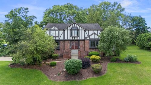 2616 Cedarvue Dr, Pittsburgh, PA, 15241-2912 | Card Image