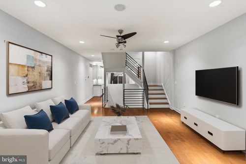 765 S 15th St, PHILADELPHIA, PA, 19146-2225 | Card Image