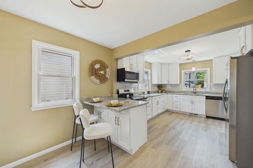 2612 Georgia Ave S, Saint Louis Park, MN, 55426-3337 | Card Image