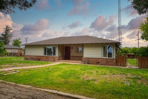 1248 E Las Palmas Ave, Patterson, CA, 95363-9667 | Card Image