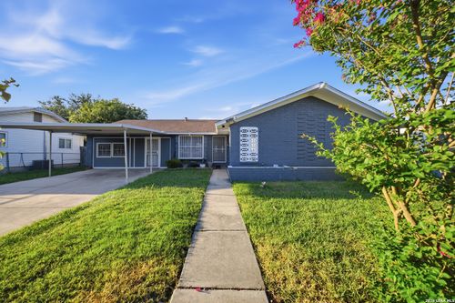 7823 Latigo Dr, San Antonio, TX, 78227-2652 | Card Image