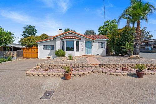 403 D St, Ramona, CA, 92065-2439 | Card Image