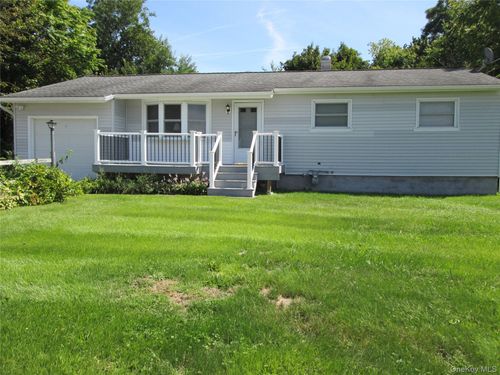 4 Barbara Ln, Wappingers Falls, NY, 12590-5302 | Card Image