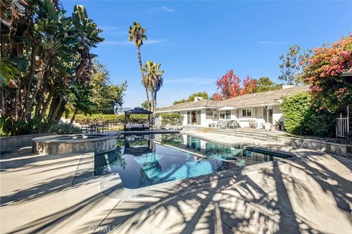 2880 N Theodora Dr, Covina, CA, 91724-3842 | Card Image