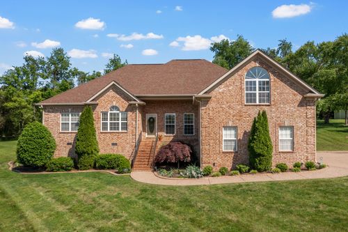 1901 Summer Lk, Mount Juliet, TN, 37122-8246 | Card Image