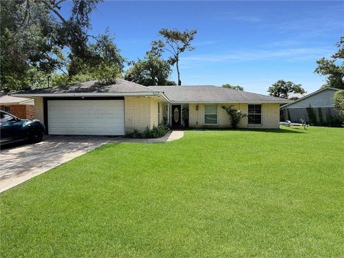 4038 Riviera Dr, Slidell, LA, 70458-5122 | Card Image