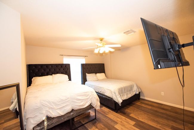 19115 S Rim Trl, House other with 4 bedrooms, 4 bathrooms and 2 parking in Spring TX | Image 15