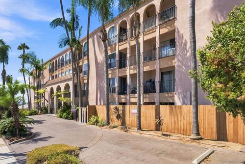 217-4730 Noyes, San Diego, CA, 92109 | Card Image
