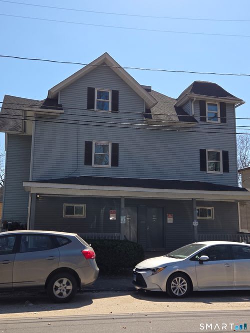 133 Hillside Ave, Waterbury, CT, 06710-2109 | Card Image