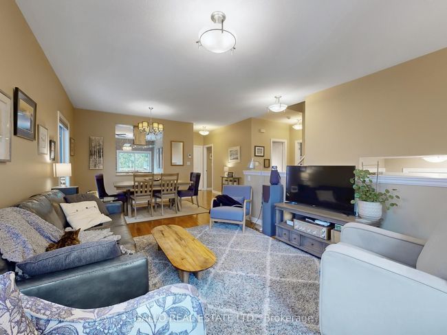 28 Headwater Cres, House other with 5 bedrooms, 5 bathrooms and 3 parking in Richmond Hill ON | Image 4