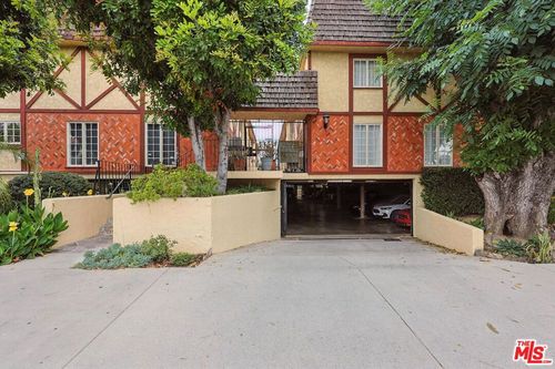 3-7422 Hazeltine Ave, Van Nuys, CA, 91401 | Card Image