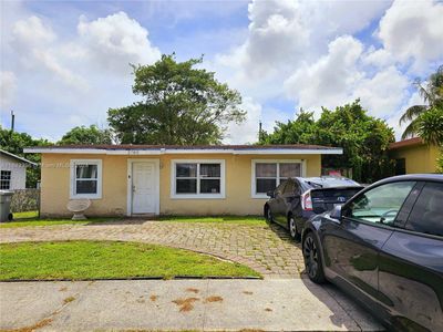 2768 Nw 5th St, House other with 4 bedrooms, 1 bathrooms and null parking in Pompano Beach FL | Image 2