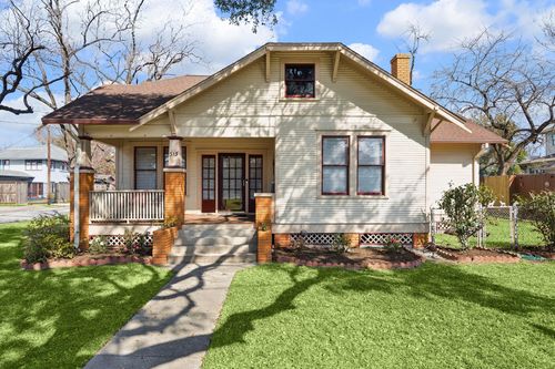 313 Byrne St, Houston, TX, 77009-7207 | Card Image