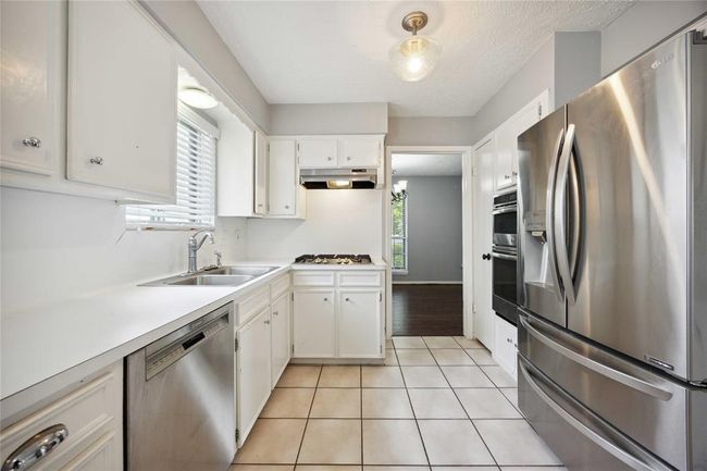 4723 Lost Oak Dr, House other with 3 bedrooms, 2 bathrooms and 2 parking in Spring TX | Image 9