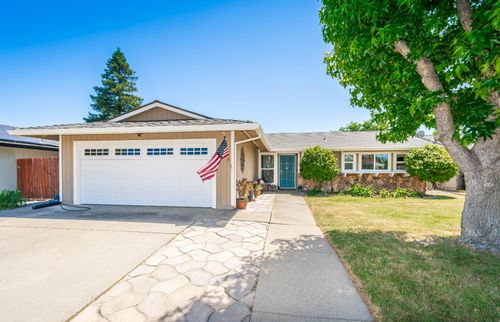 1366 Silver Spur Circle, Lincoln, CA, 95648 | Card Image