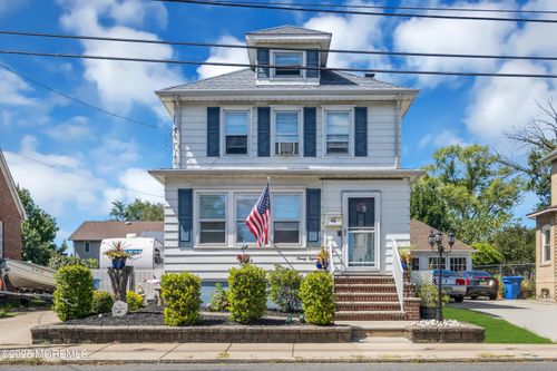 98 William St, South River, NJ, 08882-1070 | Card Image