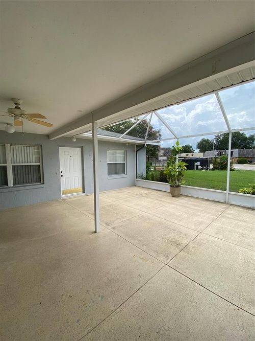 1129 Apple Ter, LEESBURG, FL, 34748-6486 | Card Image
