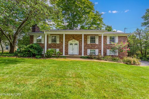 9528 Gulf Park Dr, Knoxville, TN, 37923-2714 | Card Image